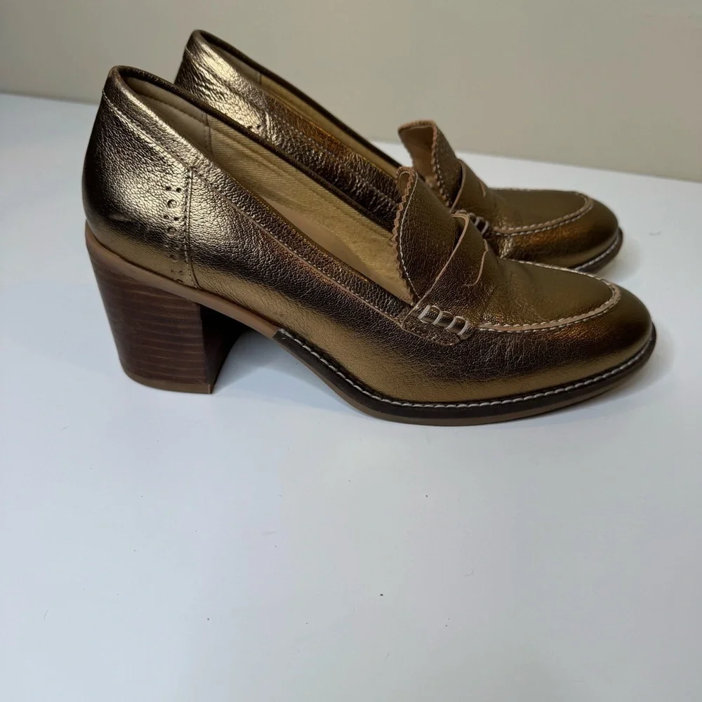Hush puppy Hannah Chunky Heeled Penny Loafers Antique gold size 8.5